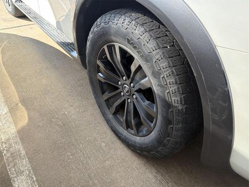 2017 Nissan Armada Platinum