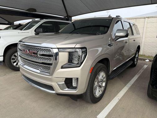 2021 GMC Yukon XL SLT