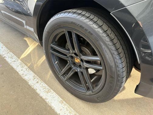 2021 Porsche Macan S