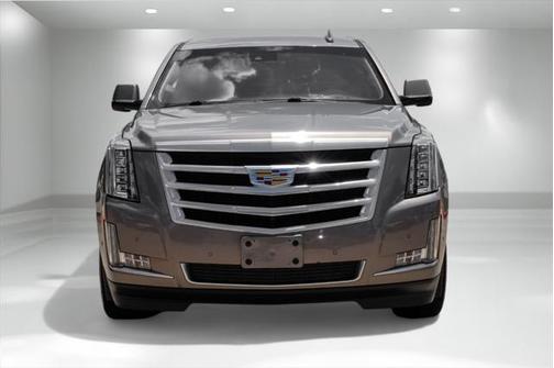 2019 Cadillac Escalade ESV Luxury