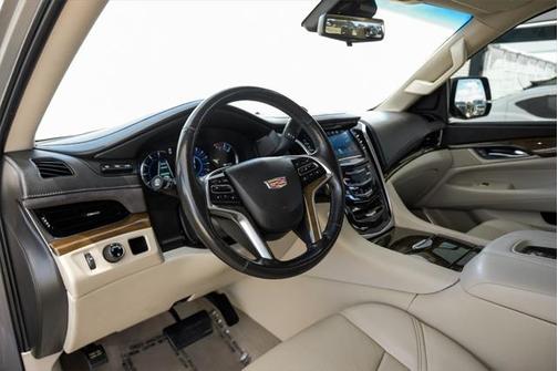 2019 Cadillac Escalade ESV Luxury