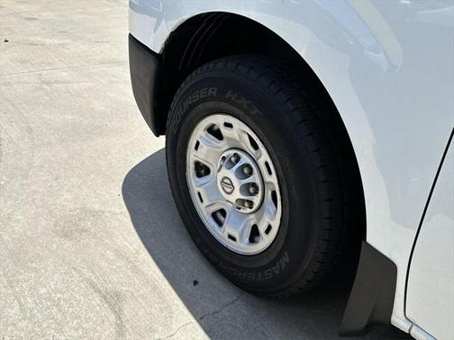 2018 Nissan NV Cargo NV3500 HD S V8