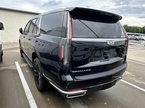 2021 Cadillac Escalade ESV Luxury