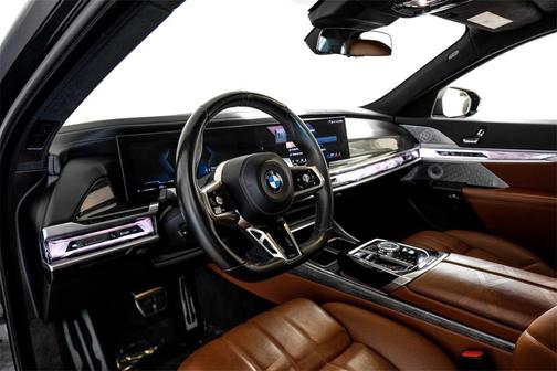 2023 BMW 760 i xDrive