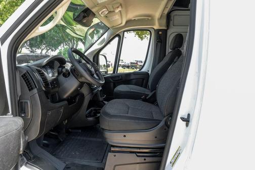 Bright White Clearcoat 2024 RAM ProMaster 2500 Tradesman