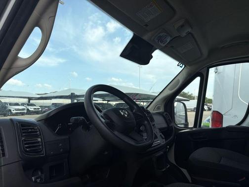 Bright White Clearcoat 2024 RAM ProMaster 2500 Tradesman