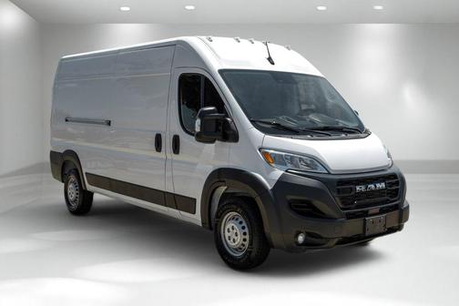 Bright White Clearcoat 2024 RAM ProMaster 2500 Tradesman