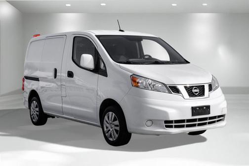 2020 Nissan NV200 SV