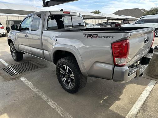 2016 Toyota Tacoma TRD Sport