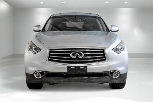 2014 INFINITI QX70 Base