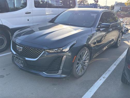 2022 Cadillac CT5 Premium Luxury