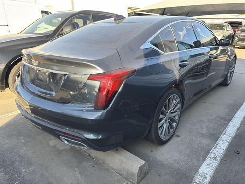 2022 Cadillac CT5 Premium Luxury