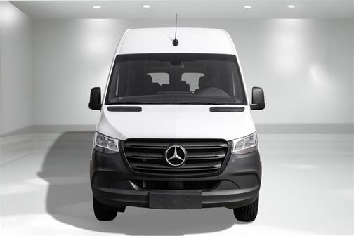2024 Mercedes-Benz Sprinter 2500 Standard Roof