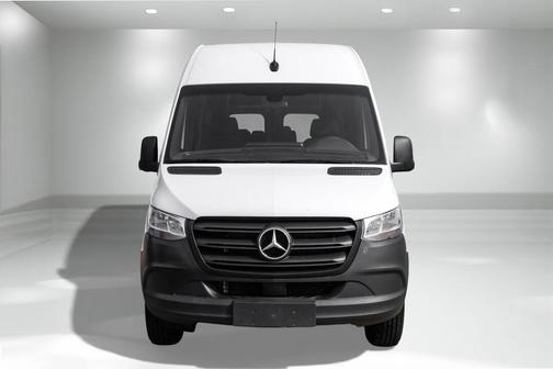 2024 Mercedes-Benz Sprinter 2500 Standard Roof