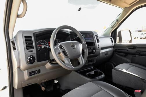 2019 Nissan NV Cargo NV2500 HD S V6