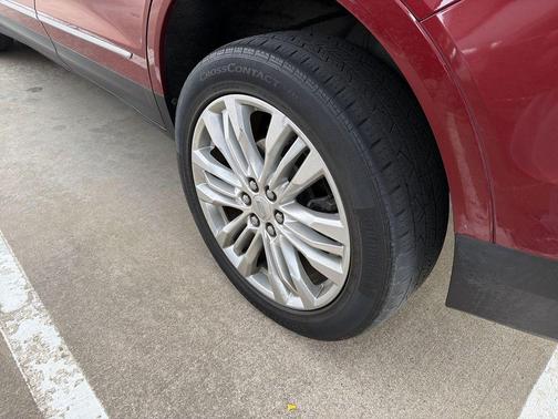 2019 Cadillac XT5 Premium Luxury