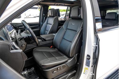 2021 Cadillac Escalade ESV Sport