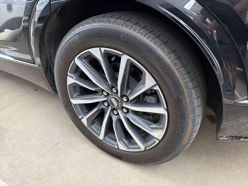 Stellar Black Metallic 2024 Cadillac LYRIQ Sport