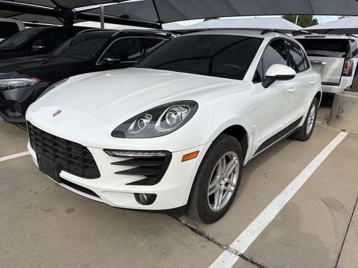 White 2018 Porsche Macan Macan