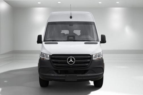 Arctic White 2025 Mercedes-Benz Sprinter 2500 High Roof
