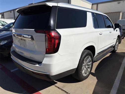 2021 GMC Yukon XL SLT