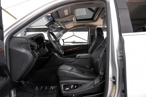 2019 Cadillac Escalade ESV Luxury