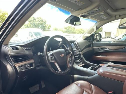 2020 Cadillac Escalade Premium Luxury