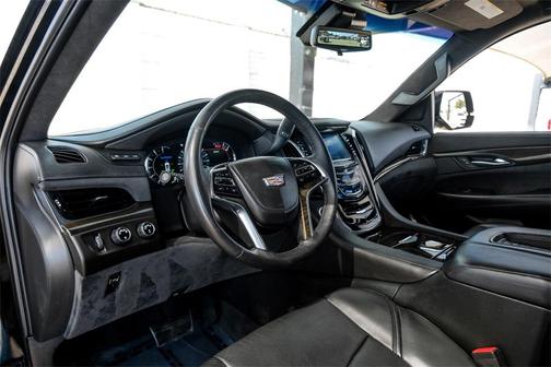 2017 Cadillac Escalade Platinum