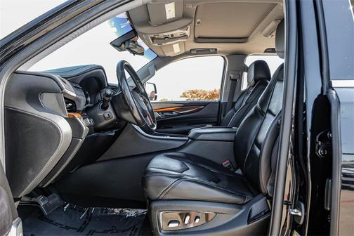 2019 Cadillac Escalade ESV Luxury