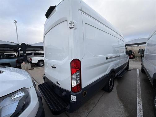 2018 Ford Transit-250 Base