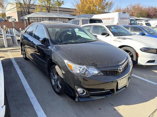 2014 Toyota Camry SE