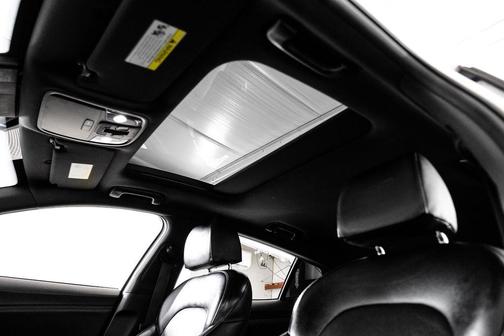 2022 Kia Stinger GT-Line