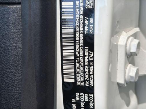 Alpine White Clearcoat 2022 Jeep Renegade Latitude