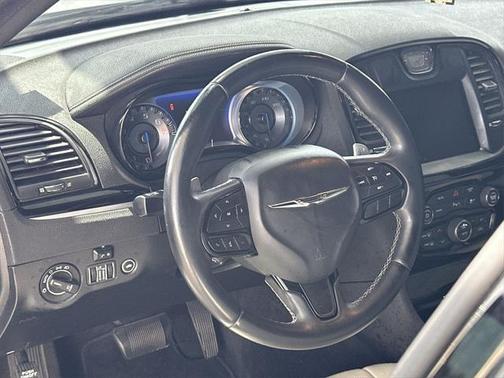 2019 Chrysler 300 S