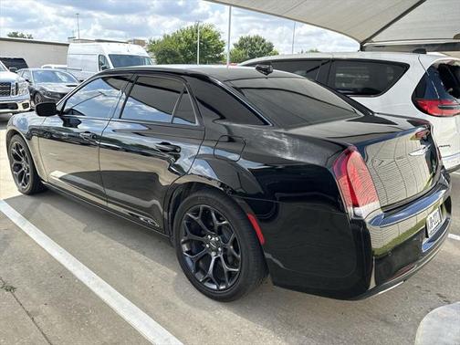 2019 Chrysler 300 S
