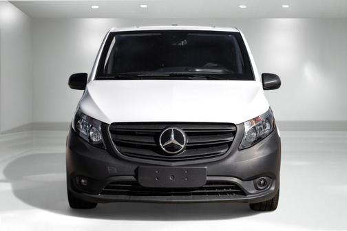 2023 Mercedes-Benz Metris Base