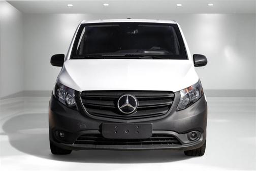 2023 Mercedes-Benz Metris Base