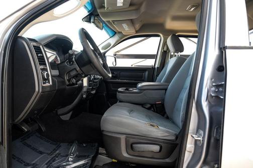 Billet Silver Metallic Clearcoat 2019 RAM 1500 Tradesman