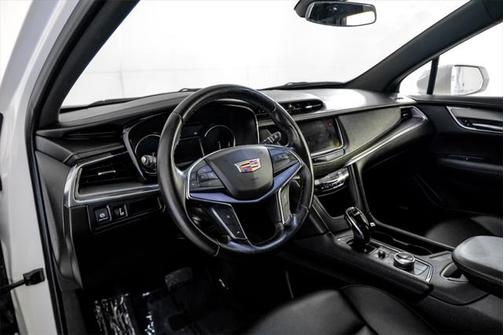 2020 Cadillac XT5 Luxury