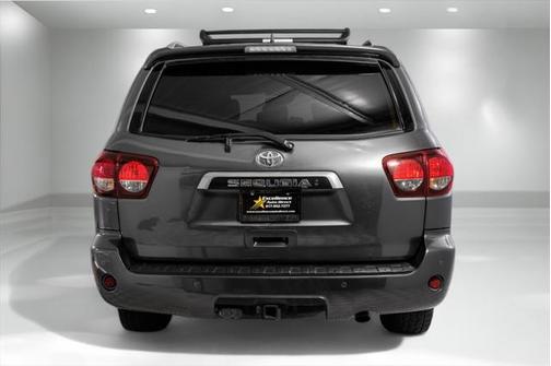 2020 Toyota Sequoia SR5