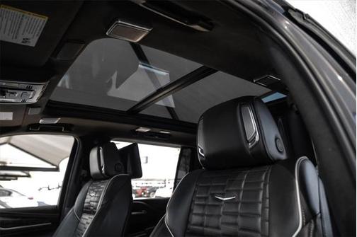 2023 Cadillac Escalade ESV Sport Platinum