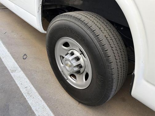 2023 Chevrolet Express 2500 RWD 2500 Regular Wheelbase WT