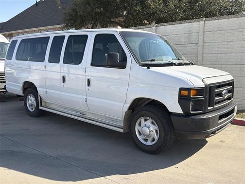 2008 Ford E350 Super Duty 