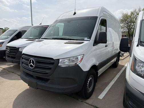 2023 Mercedes-Benz Sprinter 2500 Standard Roof
