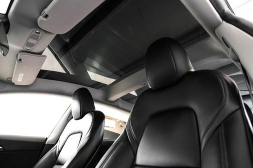 Pearl White Multi-Coat 2023 Tesla Model 3 Long Range