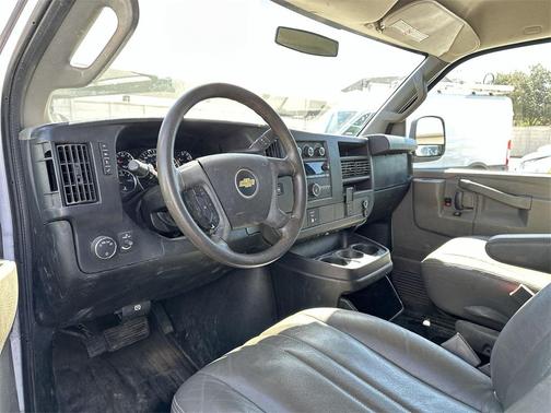 2017 Chevrolet Express 2500 Work Van