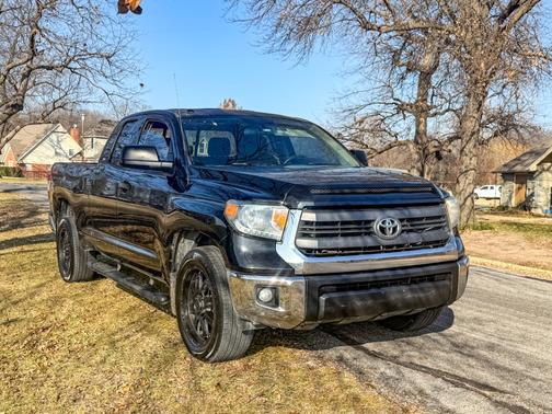 2014 Toyota Tundra SR5