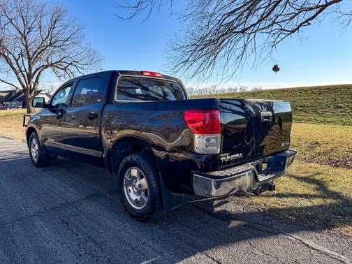 2010 Toyota Tundra Grade