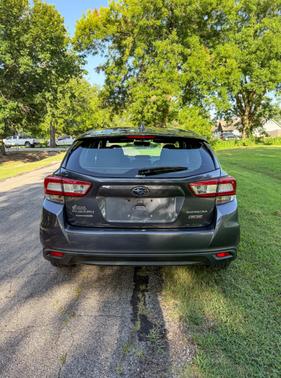 2017 Subaru Impreza 2.0i Sport