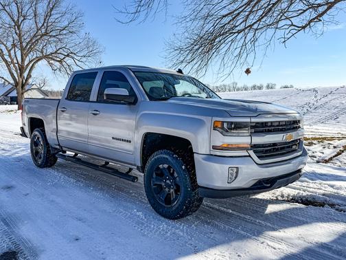 2017 Chevrolet Silverado 1500 2LT